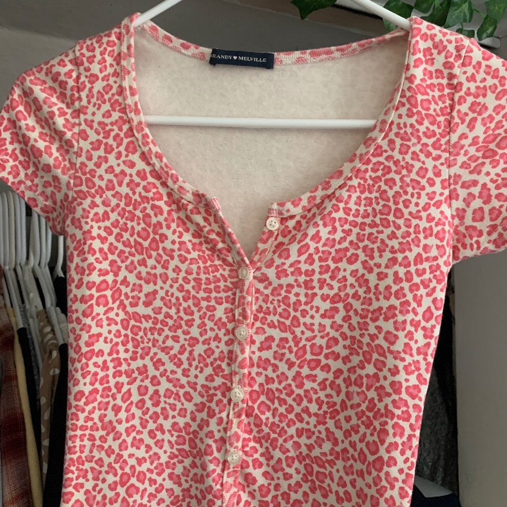 Brandy Melville Zelly Top- Pink Cheeta Print